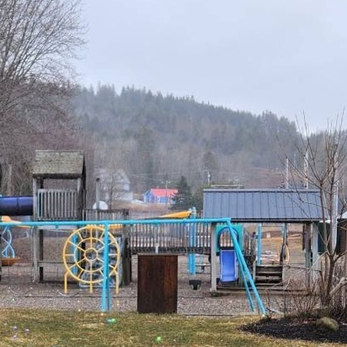 Nauwigewauk Community Club playground